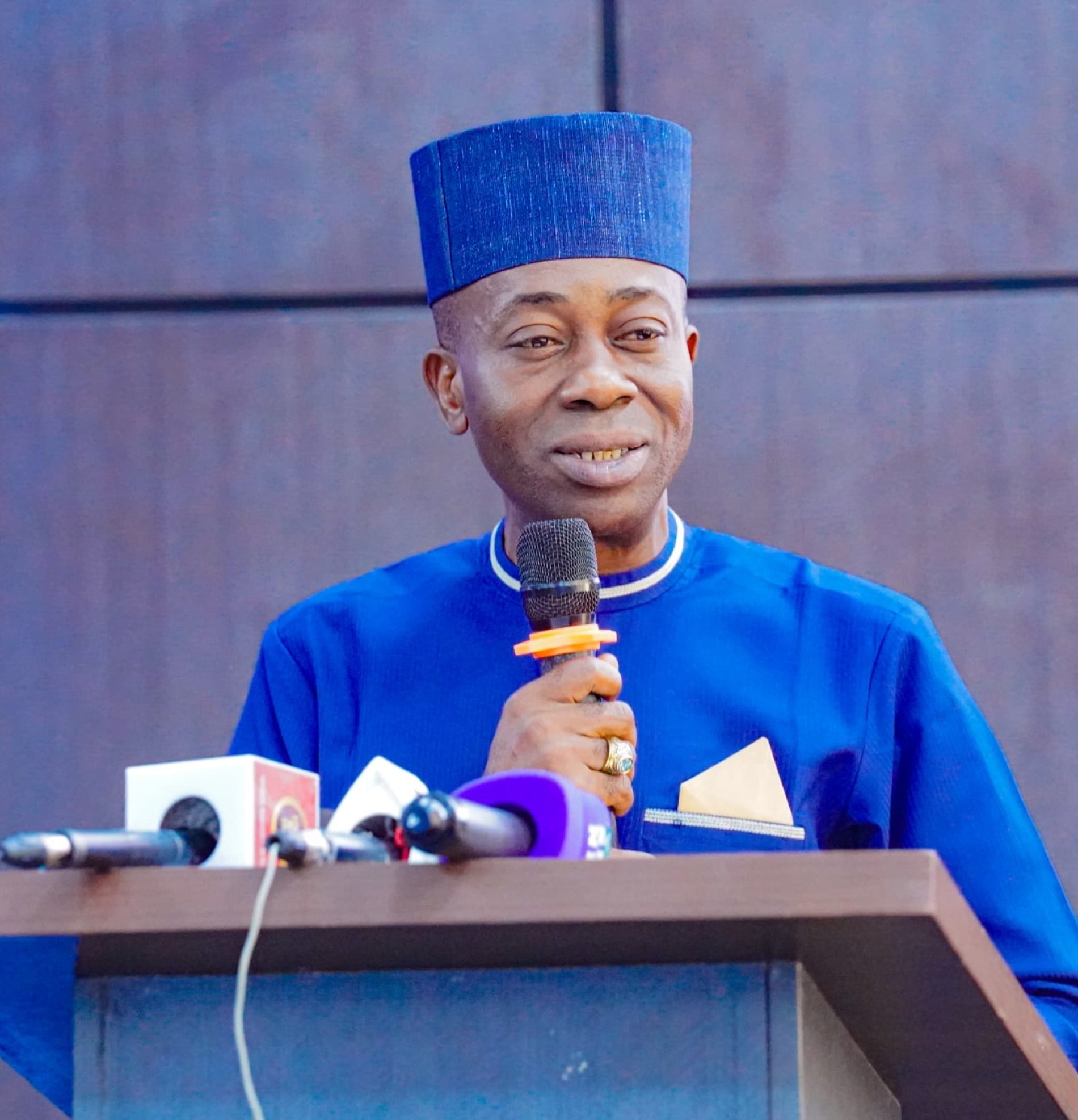 From Umuorji Mgbidi To National Recognition:   Squadron leader, Festus Ezenyi writes His name in history with Landmark Book Launch 